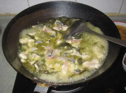 酸菜鱼的做法